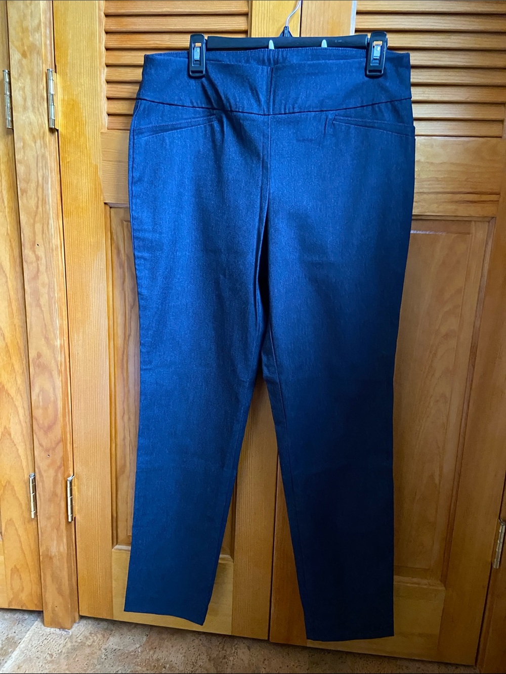 Women’s Blue Stretch Lighter Denim Ankle Pants